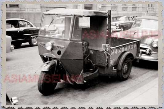 50s JAPAN TOKYO STREET SCENE TRAFFIC THREE WHEEL MOTORBIKE Vintage Photo 25820