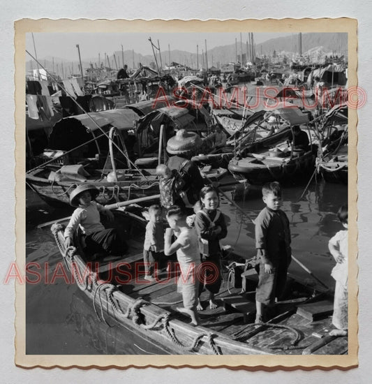 Sampan Boat Women Children Boy Girl House  Vintage Hong Kong Photo 香港旧照片 26945