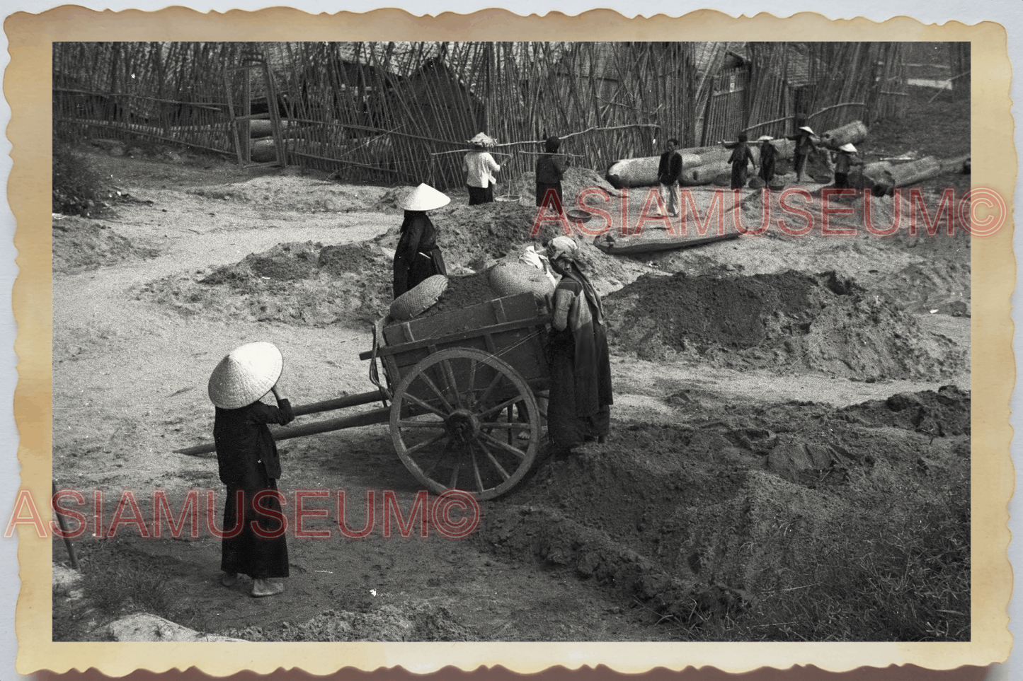 40s WW2 Vietnam HANOI WAR ANTI JAPANESE AIR RAID SHELTER OLD Vintage Photo 04291