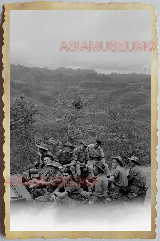 40s Vietnam War JEEP TRUCK MOUNTAIN ARMY SOLDIER GROUP MEN Vintage Photo 1240