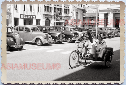 WW2 Royal British Sailor Street Scene Trishaw Car Vintage Singapore Photo 26267