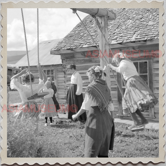 50s VIRGINIA CITY STOREY NEVADA RENO SCHOOL CHILDREN PLAY OLD USA Photo 12167