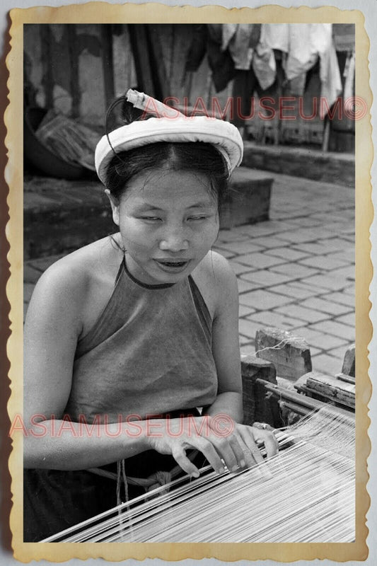 50s Vietnam SAIGON YOUNG LADY WOMEN GIRL PORTRAIT STREET FACE Vintage Photo 686