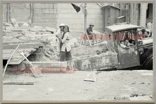 WW2 Truck Workers Laborer Ad HONG KONG VINTAGE PHOTO POSTCARD RPPC 1276 香港舊照片明信片