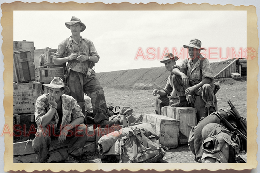 40s WW2 Vietnam FRENCH MILITARY BASE GROUP MEN PARACHUTE OLD Vintage Photo 26521