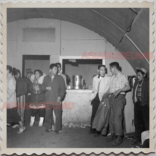 50s UTQIAGVIK NORTH SLOPE BARROW ALASKA ARCTIC MEN STORE VINTAGE USA Photo 11507