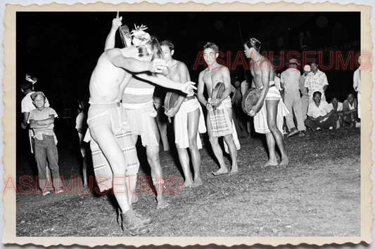 50s PHILIPPINES MOUNTAIN TRIBE DANCE MEN TATTOO VILLAGE BOY Vintage Photo 24112