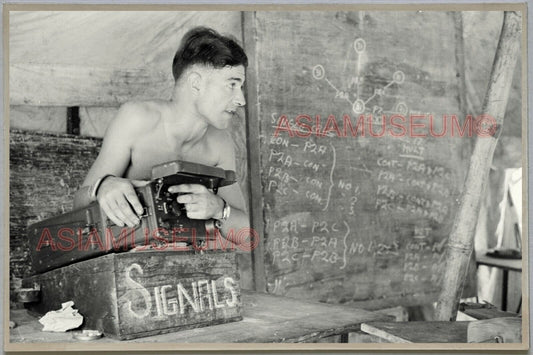 WW2 British Army Topless Gay HONG KONG VINTAGE PHOTO POSTCARD RPPC 1132 香港舊照片明信片