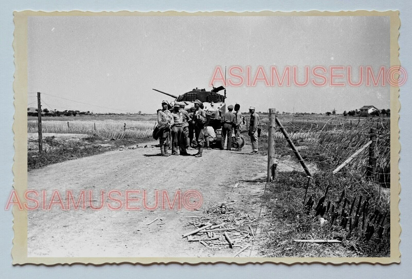 1940s MILITARY ARMY WW2 SOLDIER B&W Vintage China Shanghai Photo #3208 中国上海老照片