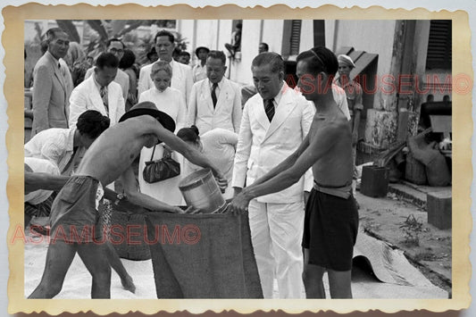 50s Indochina Vietnam Army Group Soldier Topless Man Rice War Vintage Photo #934