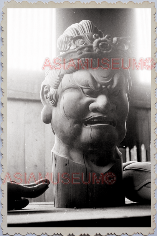 40s WW2 JAPAN TOKYO Temple Carved wood guardian statue in Kyoto Old Photo 25129