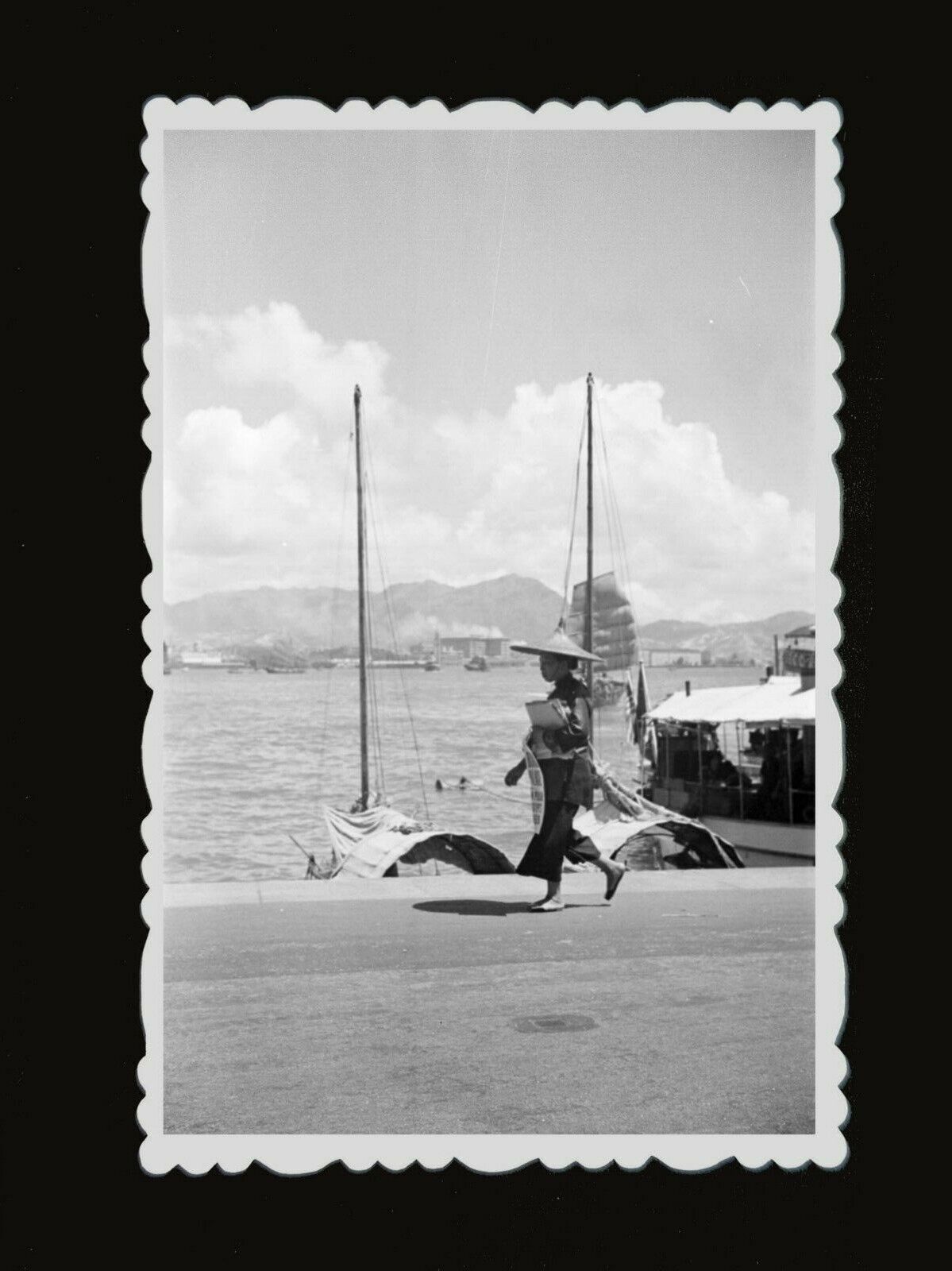 50s Vintage Hong Kong Photo Street Pier Newspaper Seller Women Lady Harbor #477