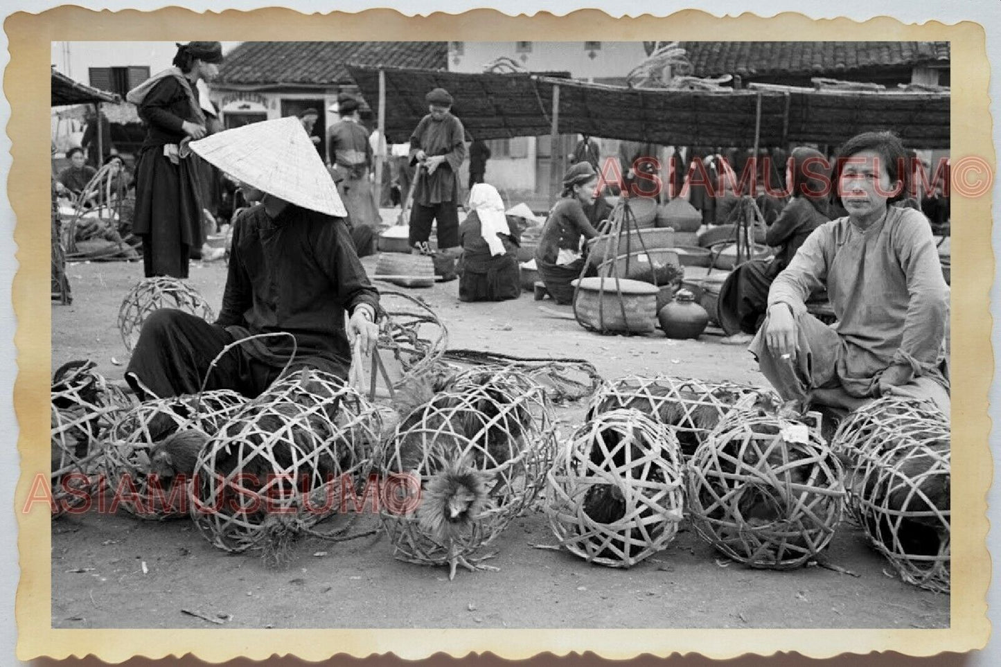 50s Vietnam War Indochina Market Chicken Women Lady Street Scene Vintage Photo 7