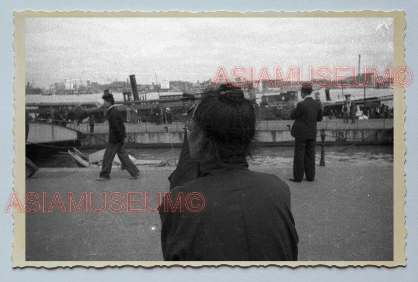 1940s WATERFRONT STREET SCENE HARBOR  Vintage China Shanghai Photo 3282 中国上海老照片