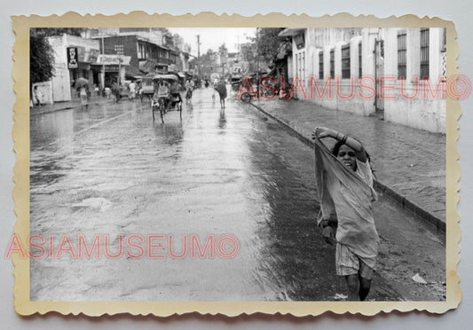 1940s Calcutta Trishaw Street Scene Bicycle Rains Girl Vintage INDIA Photo #1156