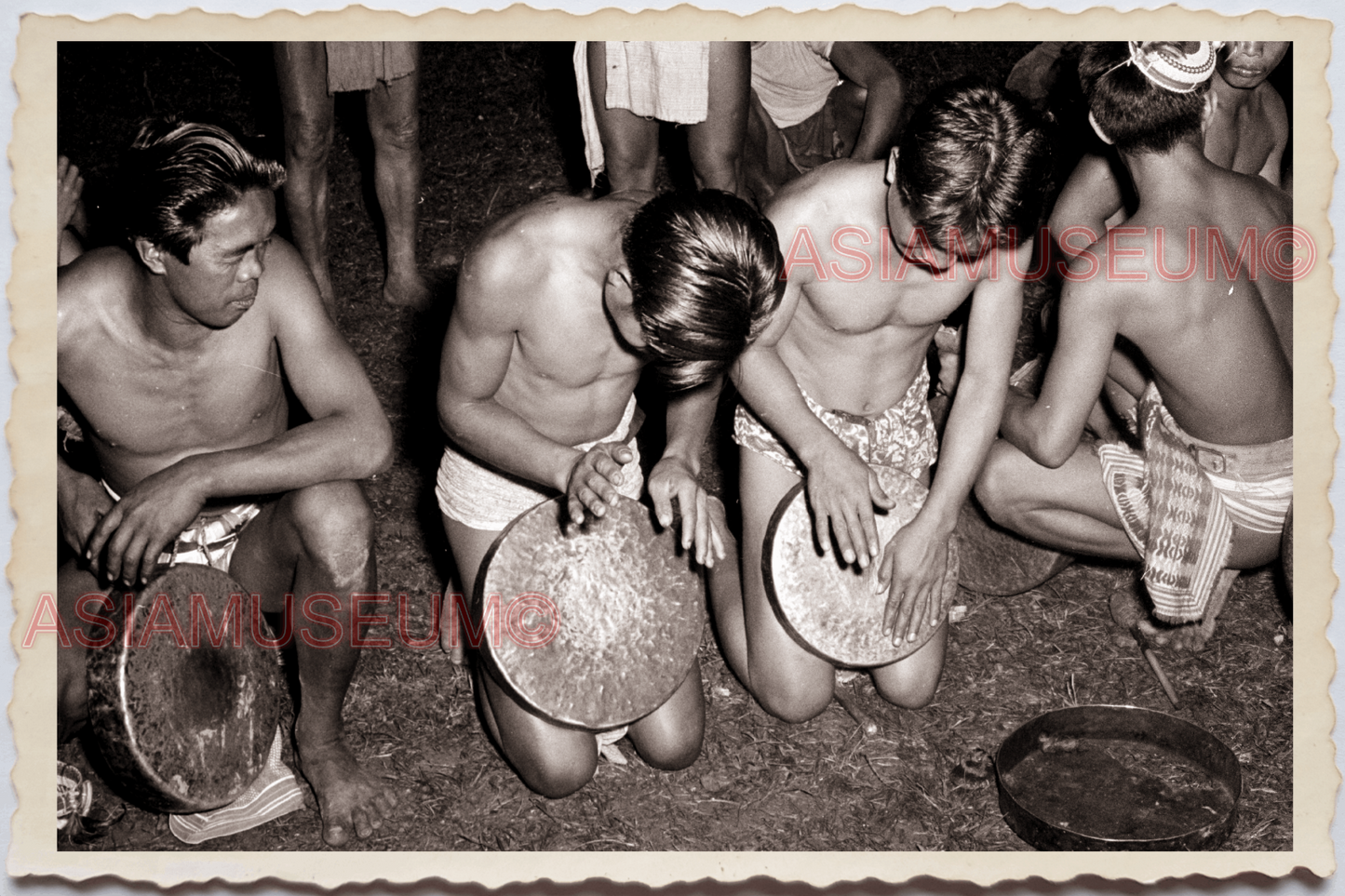 50s PHILIPPINES MOUNTAIN TRIBE TOPLESS MAN GROUP MUSIC DRUM Vintage Photo 24183