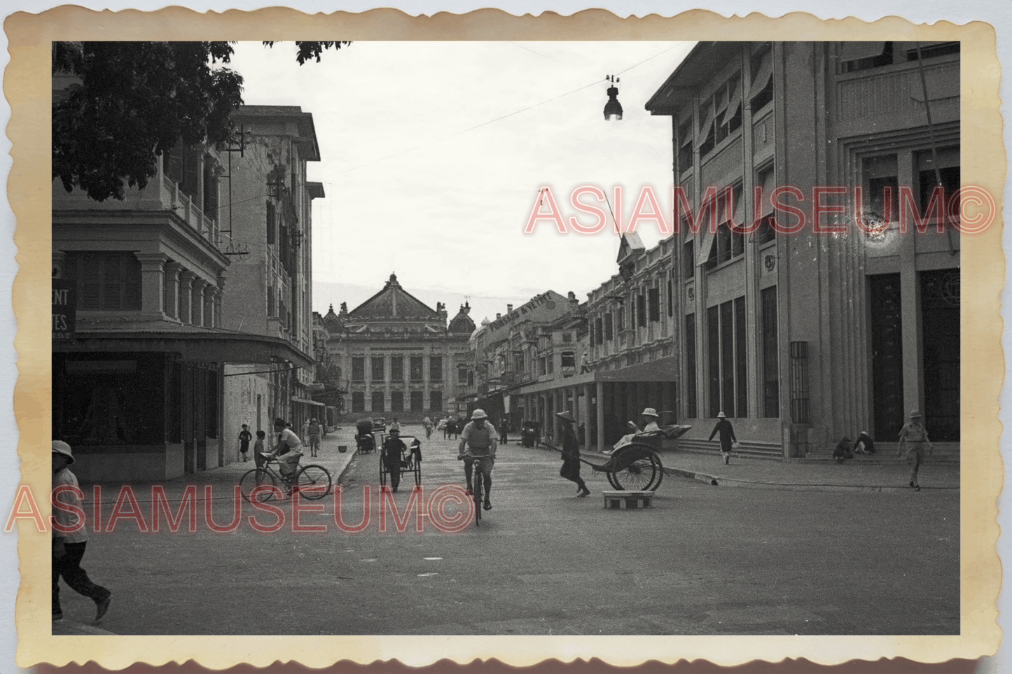 40s WW2 Vietnam HANOI CITY HALL BICYCLE RICKSHAW CAR STREET Vintage Photo 04313