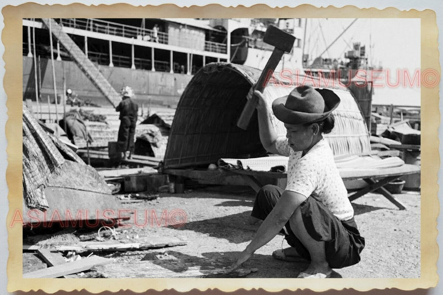 50s Vietnam War Saigon Boat Ship Pier Ferry Women Lady Axe Vintage Photo #1127