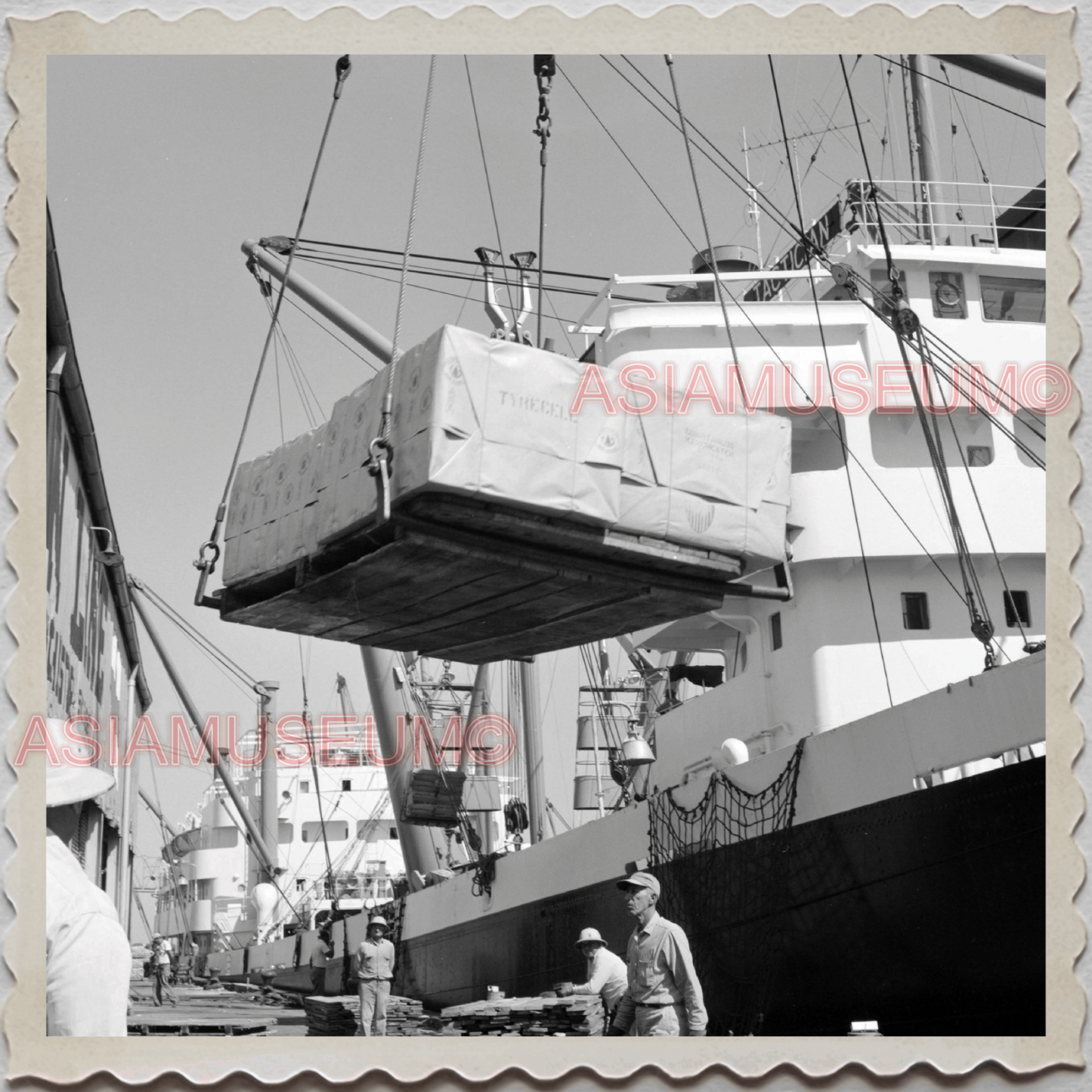 50s NEW ORLEANS LOUISIANA CITY MISSISSIPPI RIVER PORT SHIP OLD USA Photo 9096