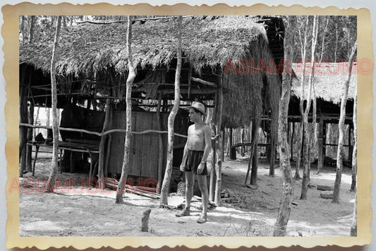 50s Vietnam War Vietcong Village Jungle Army Soldier House Vintage Photo #477