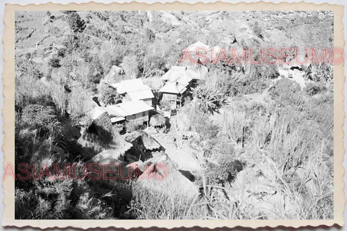 50s PHILIPPINES LUZON WOMEN MOUNTAIN TRIBE IGOROT HUTS HOUSE Vintage Photo 24236