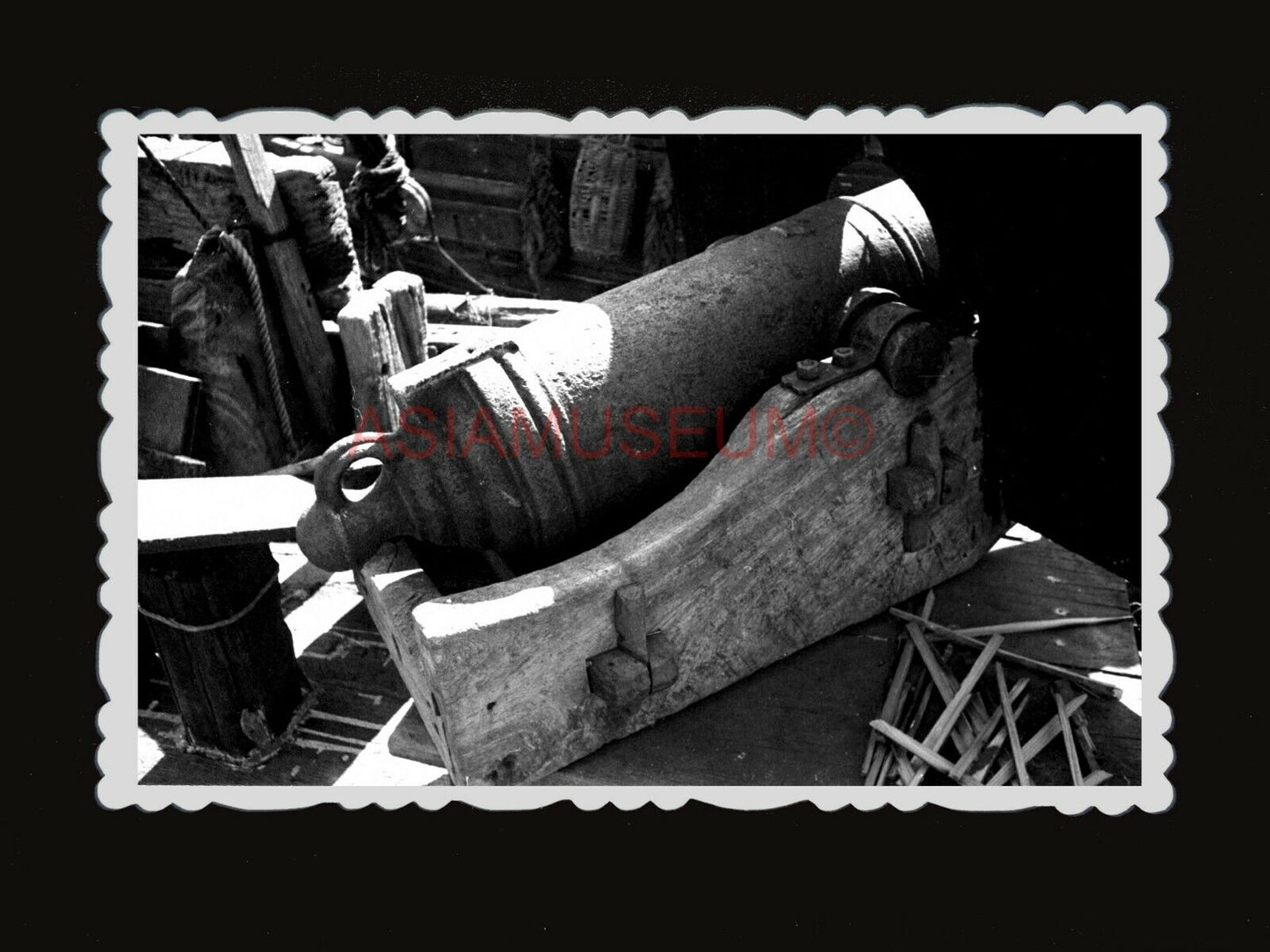 1940s CANNON GUN BOAT SHIP JUNK CHINA SAIL HARBOR Vintage Hong Kong Photo #1586