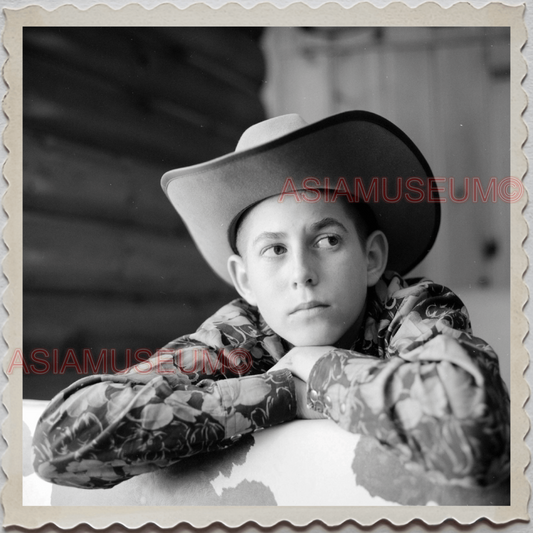 50s AUGUSTA KRONE RANCH COWBOY BOY BARN HAT VINTAGE OLD USA AMERICA Photo S9485