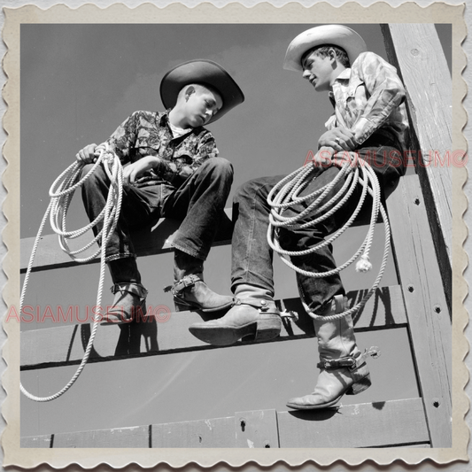 40s AUGUSTA KRONE RANCH COWBOY HAT BOOTS VINTAGE OLD USA AMERICA Photo S8513