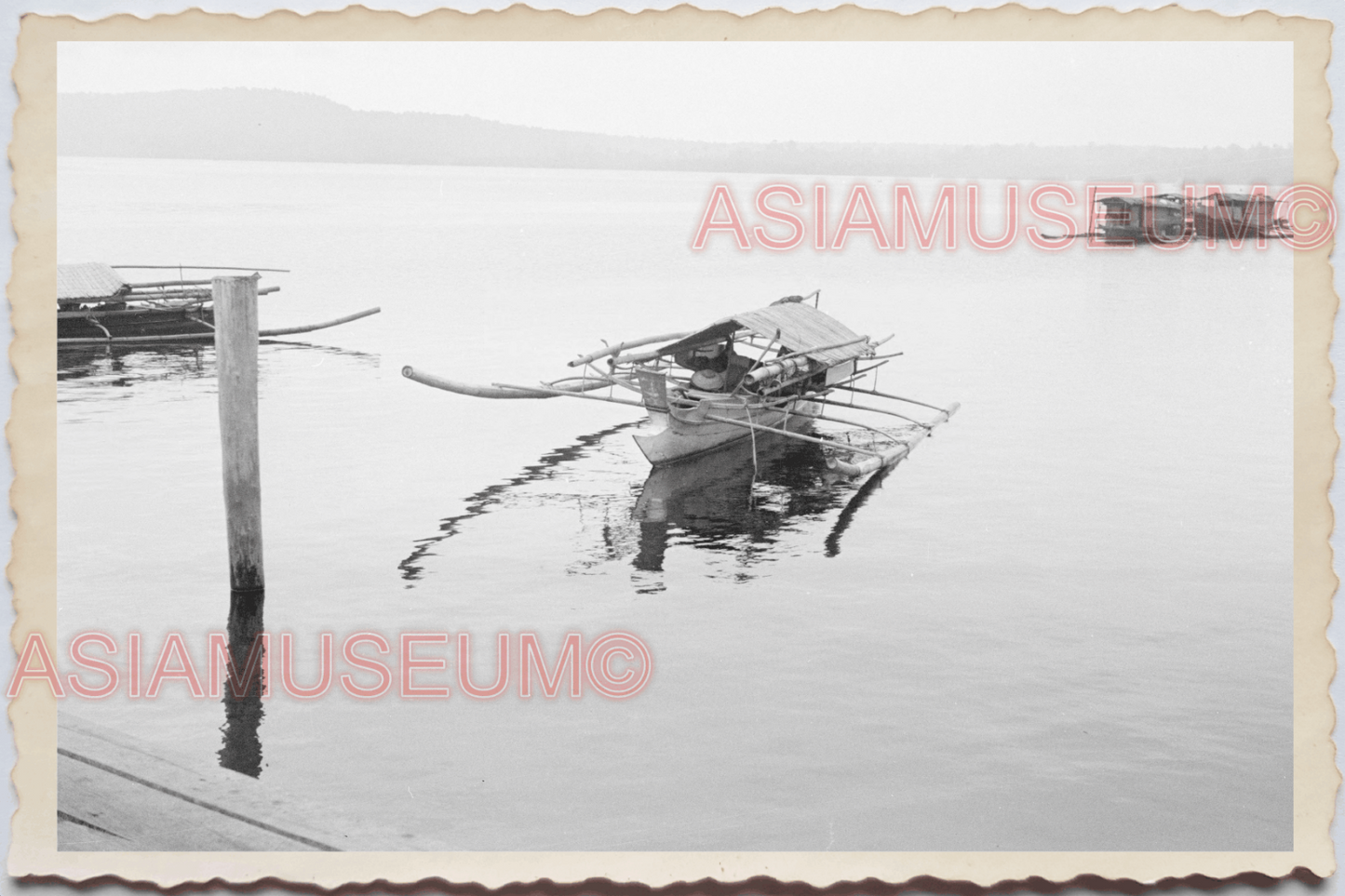 50s PHILIPPINES PORT PIER BOAT HOUSE SHIP SAIL ISLAND VIEW Vintage Photo 29685