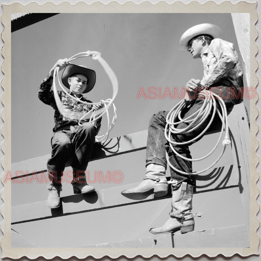 50s AUGUSTA KRONE RANCH COWBOYBOY FENCE ROPE VINTAGE OLD USA AMERICA Photo S9717