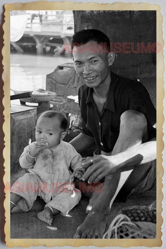 40s Vietnam War SAIGON BOAT PIER MAN BABY BOY CUTE SMILING  Vintage Photo 1336