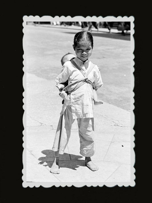 1950s Vintage Hong Kong Photo Young Girl Lady Carry Baby City Street Sign #431