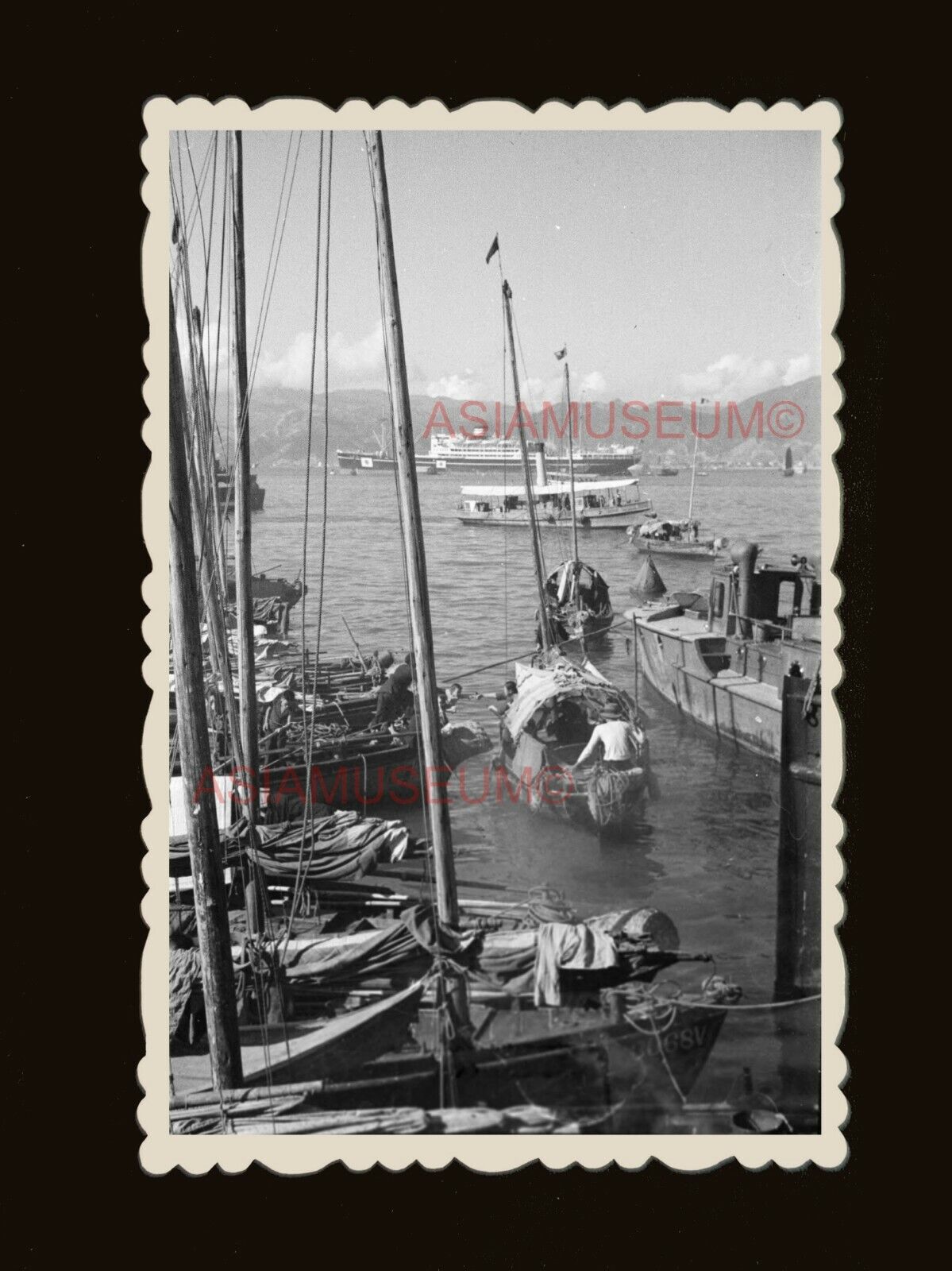 40s BOAT HOUSE BOY SAMPAN SAIL SHIP DOCK PIER Vintage Hong Kong Photo 香港老相片 1751