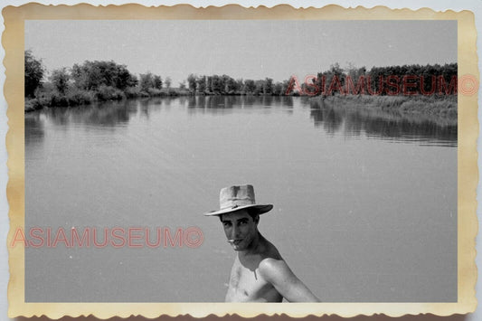 50s Indochina Vietnam Army Soldier Topless Man Boat River War Vintage Photo 1048