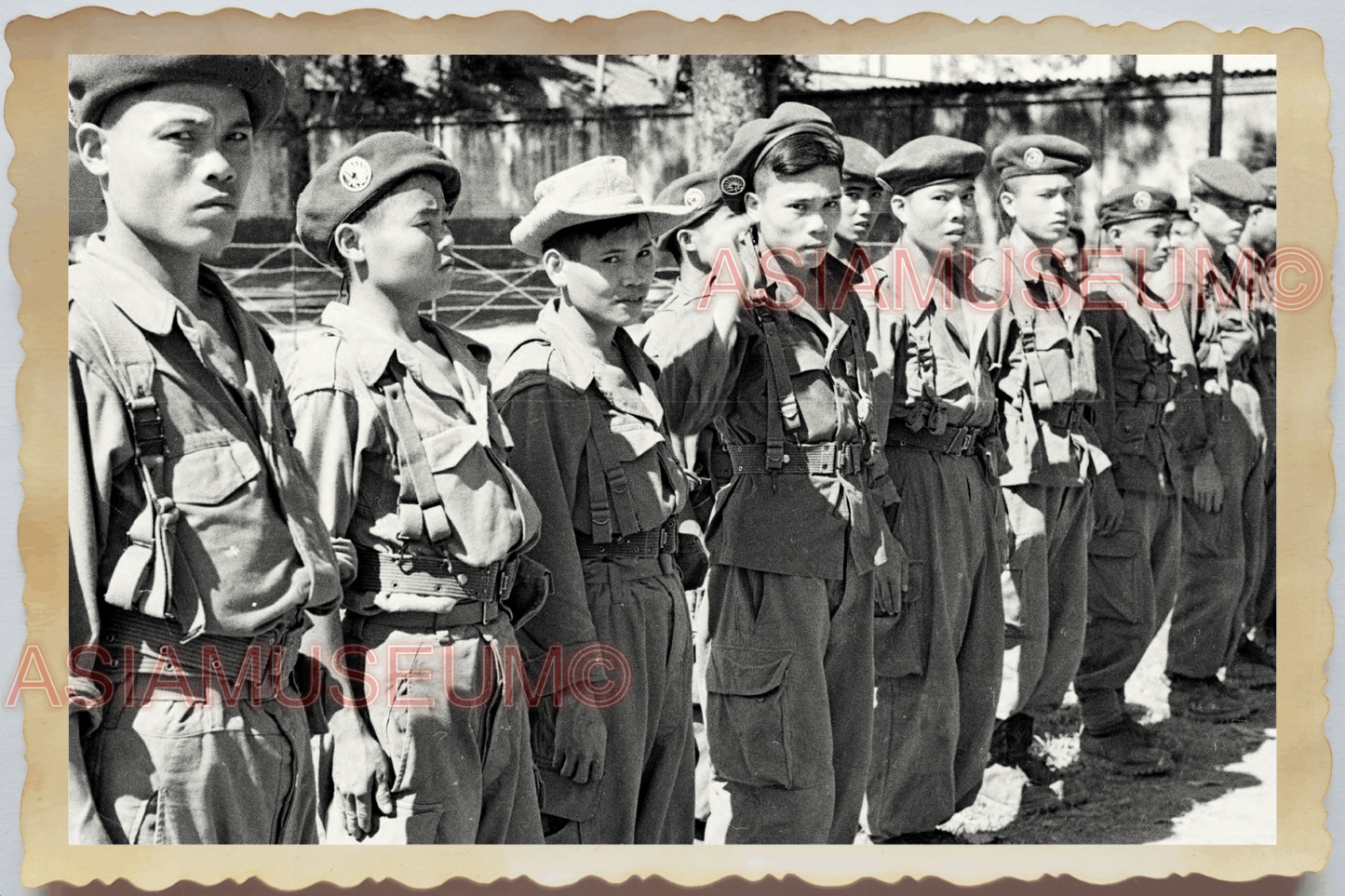 40s WW2 Vietnam FRENCH MILITARY PARACHUTE TROOPERS TRAINING  Vintage Photo 30097