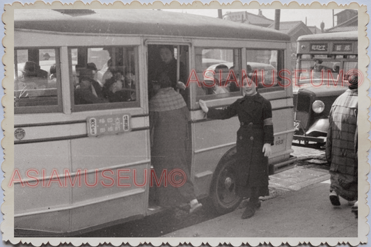 WW2 50s JAPAN KOBE NIPPON BUS CONDUCTOR WOMEN LADY SMILE Vintage Photo #15937