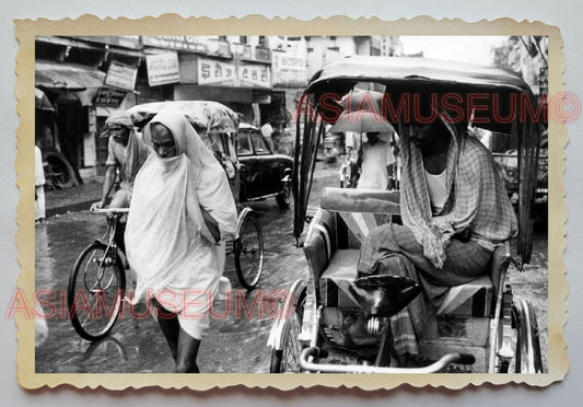 1940s KOLKATA STREET SCENE TRICYCLE RAINS CAR PORTRAIT Vintage INDIA Photo #1157