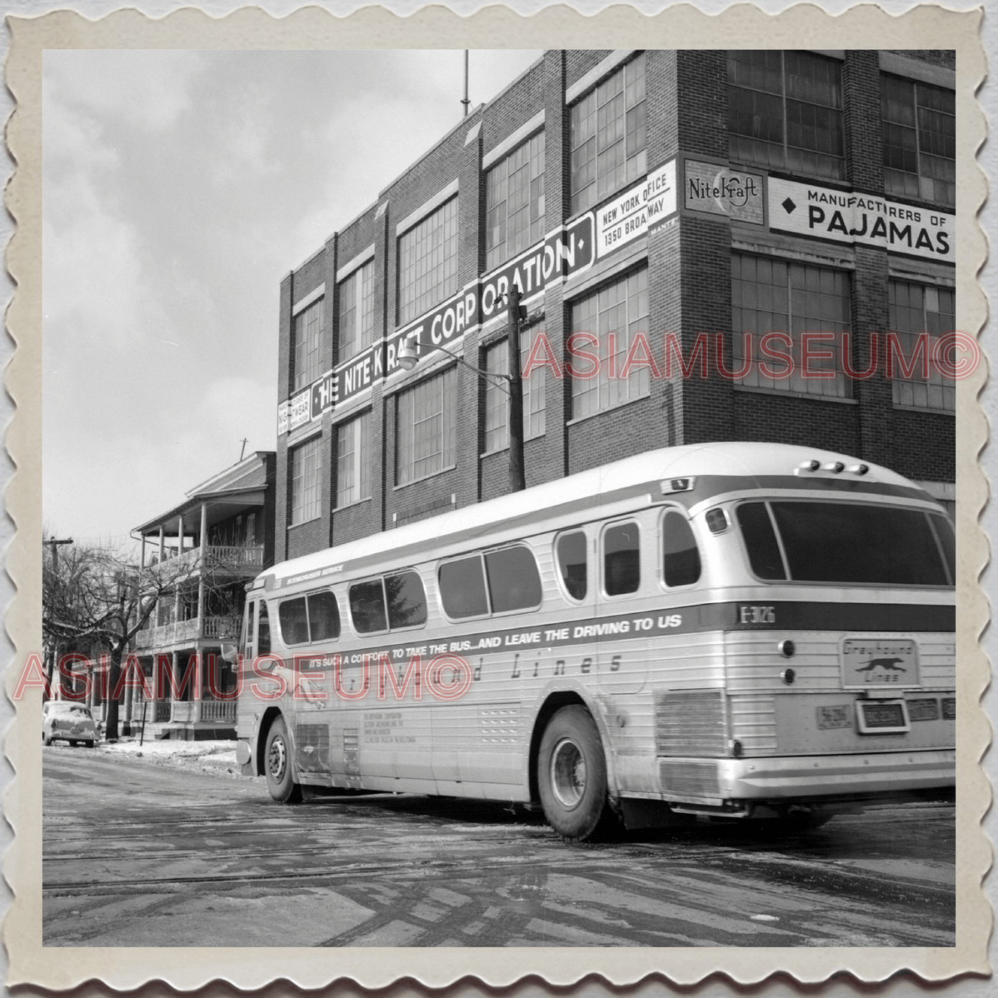 50s SUNBURY NORTHUMBERLAND PENNSYLVANIA GREYHOUND BUS VINTAGE USA Photo 11113