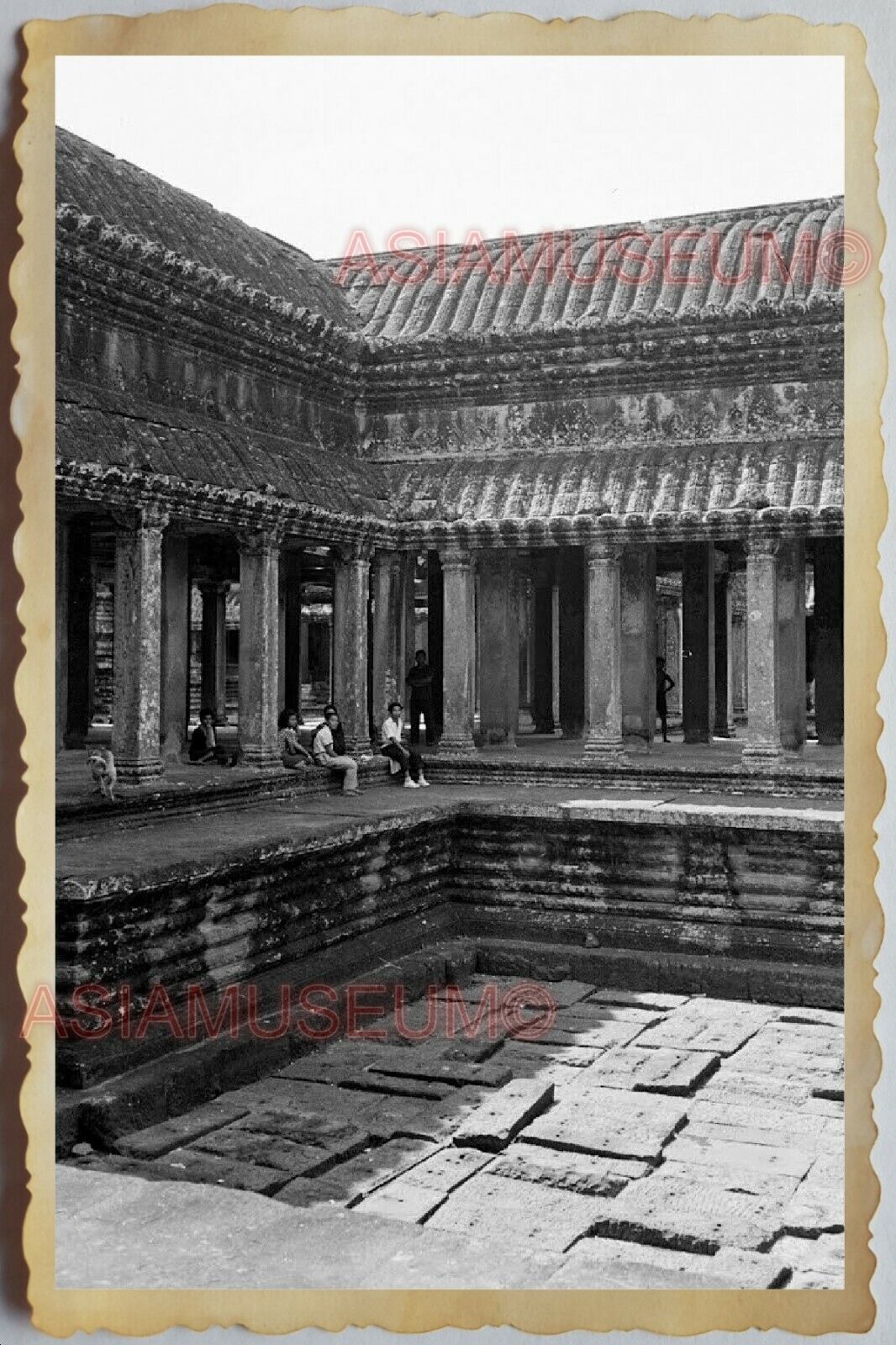 40s Vietnam War SAIGON HO CHI MINH CITY BUDDHIST TEMPLE HALL VINTAGE Photo 1597