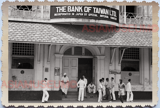 WW2 Street Scene Bank Of Taiwan Building Indian Vintage Singapore Photo #17740