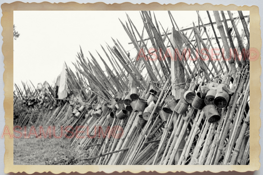 40s WW2 Vietnam BAMBOO BOOBY TRAP FORTIFY BARRICADE GUARD ii Vintage Photo 26955