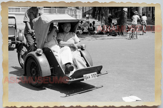 50s Vietnam Saigon Street View Trishaw Women Lady Bicycle Man Vintage Photo 1311