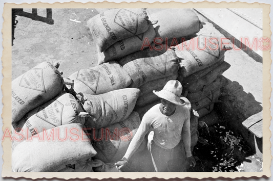 50s PHILIPPINES MANILA STREET MAN COOLIE SACK GUNNY BAG OLD Vintage Photo 28758