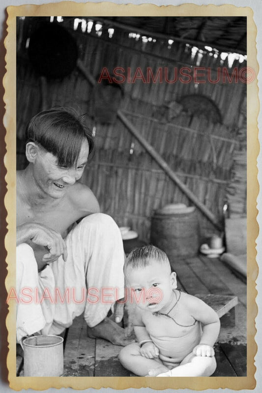 40s Vietnam War SAIGON BOAT HOUSE BABY BOY PORTRAIT SMILE HUT Vintage Photo 1431