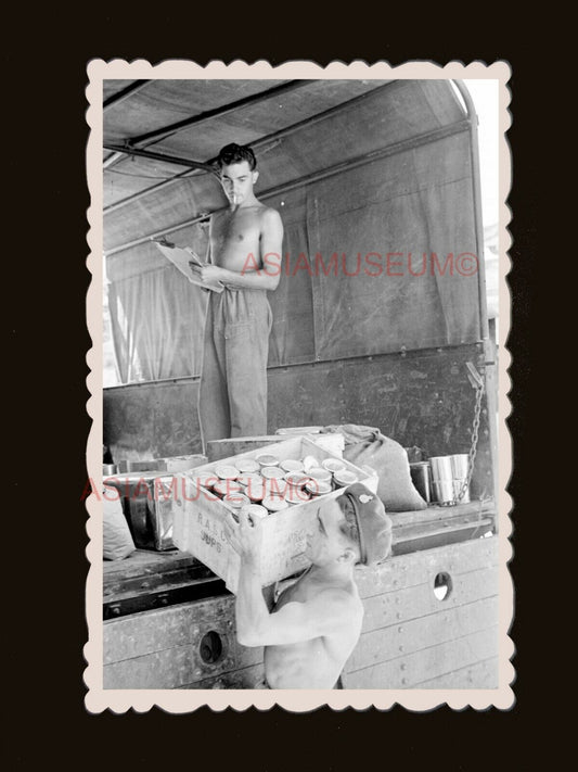 ww2 British Royal Army Soldier Cargo Food B&W Hong Kong Photograph 香港旧照片 #2333