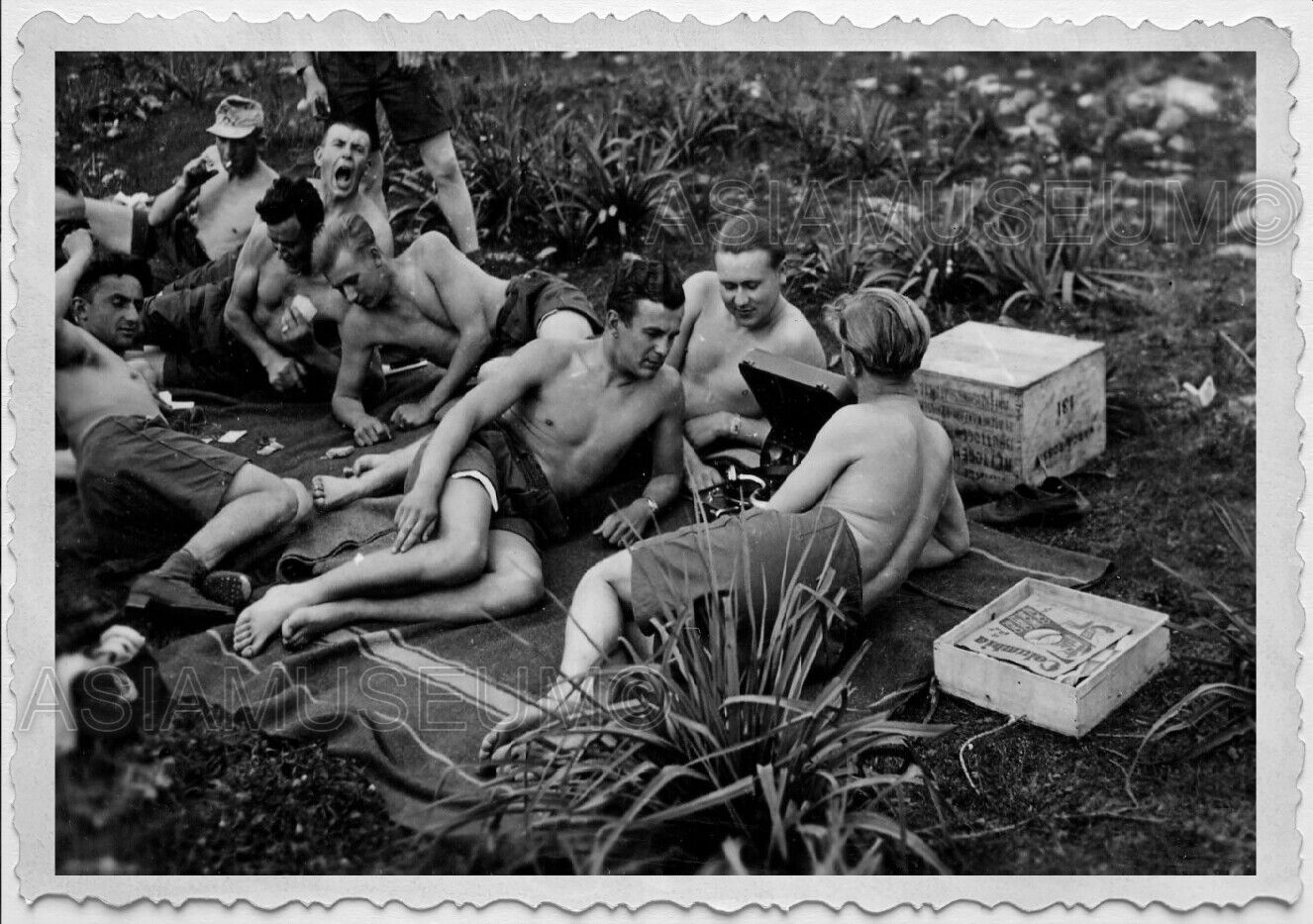 WWii D-DAY NORMANDY EUROPE Group ARMY Soldier Gay Topless Man Garden Photo D3