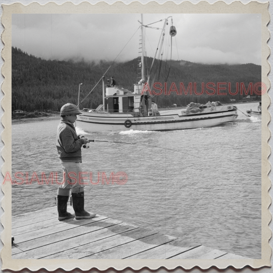 50s JANEAU CITY ALASKA GASTINEAU BOY PEER FISHING MAN VINTAGE USA Photo 12000