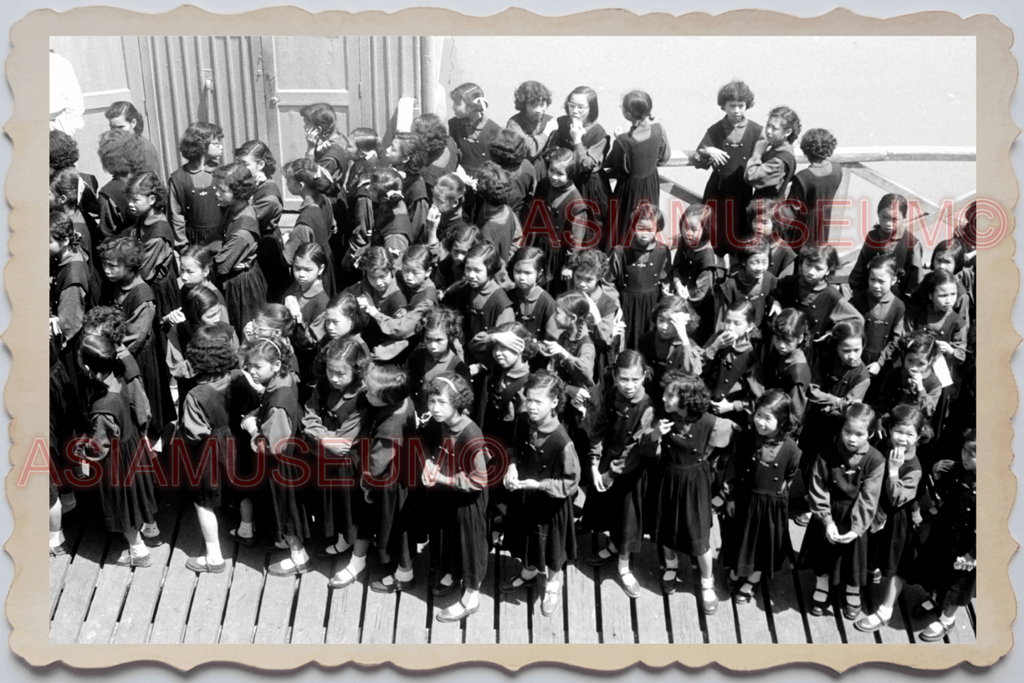 40's MACAU MACAO Children Student Parade Portuguese  Vintage Photo 澳门旧照片 27632