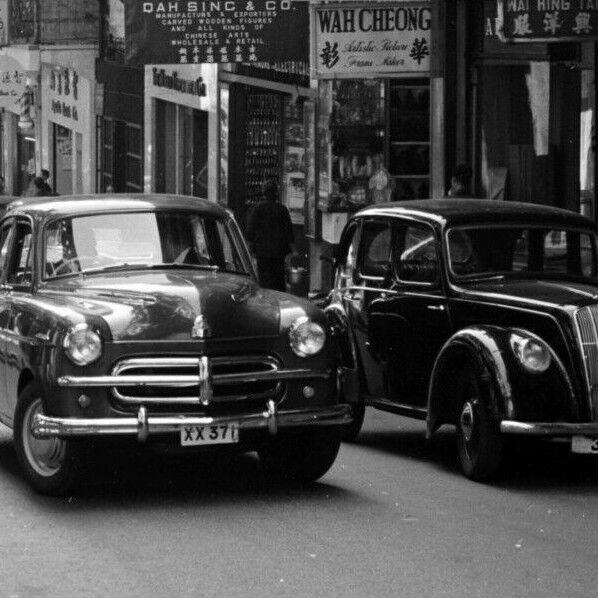 40's LARGE HONG KONG CENTRAL CAR STREET SCENE LADY Old Vintage Photo 香港老照片 #98