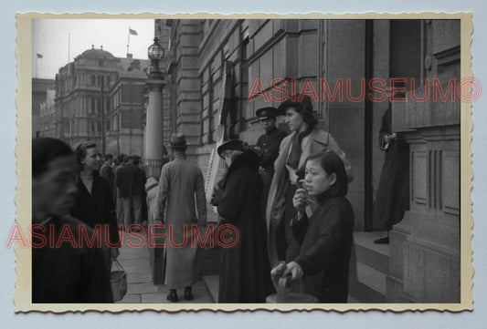 1940s THE BUND STREET SCENE WOMEN Vintage China Shanghai Photo #3297 中国上海老照片